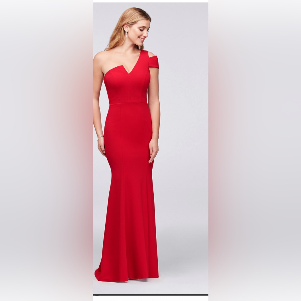 Red Formal Dress. Perfect For A Wedding, Prom Or Formal Event.